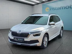 Weiß Gebraucht 2024 Skoda Kamiq Style SUV | 23.649 € (Fairer Preis)