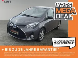Marlingrau metallic Gebraucht 2016 Toyota Yaris Hybrid Edition-S | 8.980 € (Superpreis)