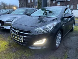 Schwarz Gebraucht 2016 Hyundai i30 Classic Limousine | 9.199 € (Fairer Preis)