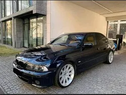 Schwarz Gebraucht 2002 BMW 520 M Sport Limousine | 5.000 € (Teuer)