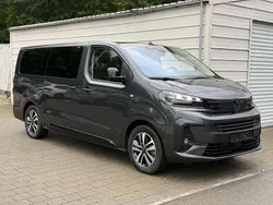 Titanium grau Neu 2025 Peugeot Traveller Premium Van / Kleinbus | 47.190 € (Guter Preis)