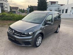 Grau Gebraucht 2019 VW Caddy Maxi Trendline Van / Kleinbus | 22.900 €