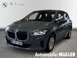 Grau Gebraucht 2022 BMW 225 Active Tourer Comfort Edition Van / Kleinbus | 31.490 € (Fairer Preis)