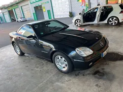 Schwarz Gebraucht 2000 Mercedes SLK200 Cabrio | 9.500 €