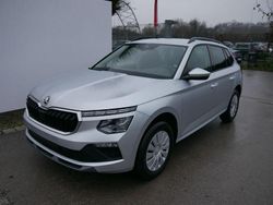 Brillantsilber metallic Neu 2025 Skoda Kamiq Selection SUV | 27.590 € (Guter Preis)