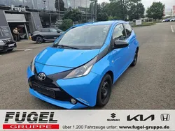 Cyan metallic Gebraucht 2015 Toyota Aygo X-cite Kleinwagen | 7.495 € (Fairer Preis)
