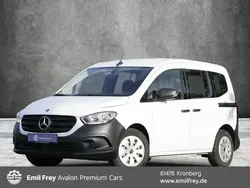 Weiss/arktisweiß Gebraucht 2021 Mercedes Citan 112 Van / Kleinbus | 21.450 € (Teuer)