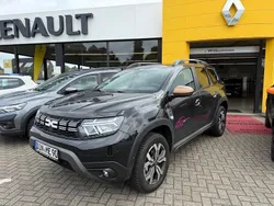 Perlmuttschwarz metallic Gebraucht 2024 Dacia Duster Extreme SUV | 22.490 € (Superpreis)