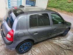 Gebraucht 2005 Renault Clio II Campus Limousine | 1.850 € (Etwas zu teuer)