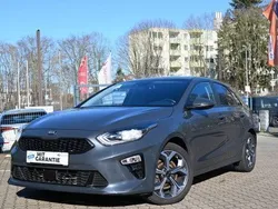 Grau Gebraucht 2021 Kia Ceed Spirit Limousine | 17.499 € (Fairer Preis)