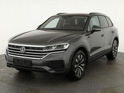 Silizium grau metallic Gebraucht 2025 VW Touareg SUV | 61.495 € (Fairer Preis)