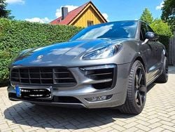 Grau Gebraucht 2015 Porsche Macan Turbo SUV | 39.900 € (Superpreis)