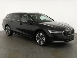Schwarz Gebraucht 2024 Skoda Superb Selection Kombi | 41.495 € (Guter Preis)
