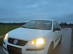 Weiß Gebraucht 2006 VW Polo Kleinwagen | 300 €