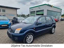 Blau Gebraucht 2010 Ford Fusion Style Limousine | 2.650 € (Fairer Preis)