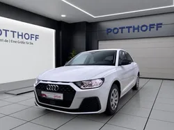 Weiß Gebraucht 2021 Audi A1 Sportback Comfort Kleinwagen | 16.450 € (Guter Preis)
