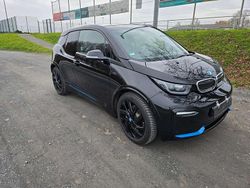 Schwarz Gebraucht 2022 BMW i3 Limousine | 20.700 € (Fairer Preis)