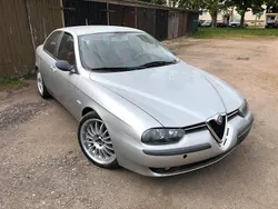 Silber Gebraucht 1999 Alfa Romeo GTA Limousine | 500 €