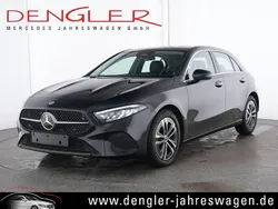 Schwarz Gebraucht 2024 Mercedes A200 Progressive Limousine | 29.890 € (Fairer Preis)