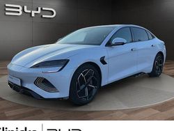 Weiß Neu 2025 BYD Seal Design Limousine | 43.980 € (Etwas zu teuer)