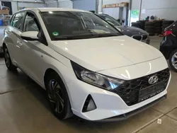 Weiß Gebraucht 2022 Hyundai i20 Edition 30 Limousine | 13.999 € (Fairer Preis)