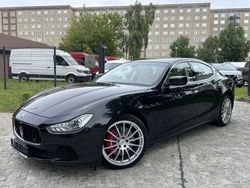 Schwarz Gebraucht 2015 Maserati Ghibli Coupé | 31.892 € (Fairer Preis)