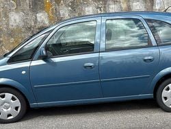 Blau Gebraucht 2007 Opel Meriva Van / Kleinbus | 700 € (Superpreis)