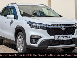 Weiß Gebraucht 2023 Suzuki SX4 S-Cross Comfort SUV | 22.990 € (Fairer Preis)