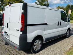 Weiß Gebraucht 2014 Renault Trafic Van | 6.399 € (Guter Preis)