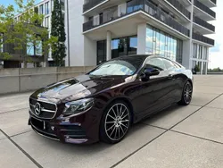 Rot Gebraucht 2018 Mercedes E220 AMG line Coupé | 29.999 € (Superpreis)