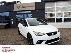 Weiß Neu 2024 Seat Ibiza FR Limousine | 26.990 € (Teuer)