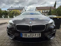 Braun Gebraucht 2016 BMW 225 Active Tourer Luxury Line Van / Kleinbus | 16.999 € (Fairer Preis)
