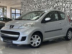 Silber Gebraucht 2010 Peugeot 107 Kleinwagen | 2.290 € (Fairer Preis)