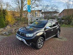 Perlmuttschwarz Gebraucht 2021 Dacia Duster Prestige SUV | 16.495 € (Fairer Preis)