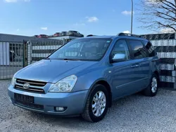Blau Gebraucht 2007 Kia Carnival LX Van / Kleinbus | 3.300 € (Fairer Preis)