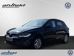 Deep black perleffekt Gebraucht 2024 VW Polo Style Kleinwagen | 24.440 € (Fairer Preis)