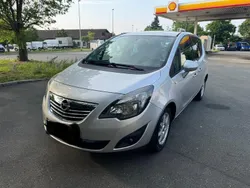 Silber Gebraucht 2011 Opel Meriva Van / Kleinbus | 2.990 € (Guter Preis)