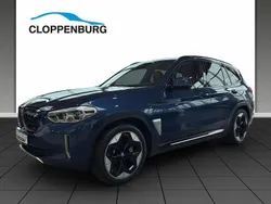 Blau Gebraucht 2021 BMW iX3 Impressive SUV | 35.900 € (Fairer Preis)