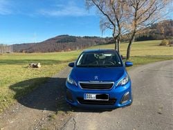 Blau Gebraucht 2021 Peugeot 108 Active Kleinwagen | 9.900 € (Fairer Preis)