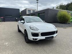 Weiß Gebraucht 2018 Porsche Cayenne Platinum Edition SUV | 29.500 € (Superpreis)