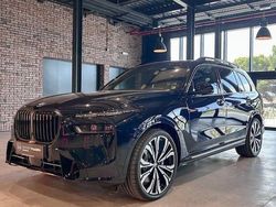 Schwarz Gebraucht 2025 BMW X7 M Sport SUV | 114.000 €