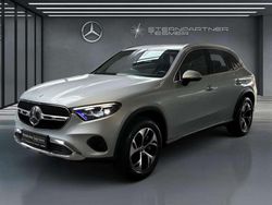 Hightechsilber metallic Gebraucht 2024 Mercedes GLC300e SUV | 55.450 € (Guter Preis)