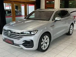 Silber Gebraucht 2018 VW Touareg R-line SUV | 32.999 € (Fairer Preis)