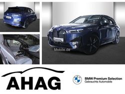Blau Gebraucht 2024 BMW iX Sport Line SUV | 55.840 € (Fairer Preis)