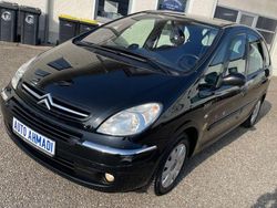 Schwarz Gebraucht 2007 Citroën Xsara Picasso Exclusive Van / Kleinbus | 555 € (Superpreis)