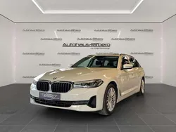 Alpinweiss iii Gebraucht 2021 BMW 530e Kombi | 22.890 € (Superpreis)