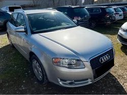 Lichtsilber metallic (metallic) Gebraucht 2005 Audi A4 Kombi | 3.999 € (Fairer Preis)
