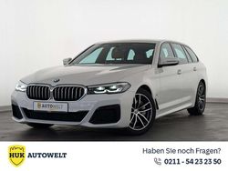 Alpinweiss iii Gebraucht 2022 BMW 530 M Sport Kombi | 37.960 € (Guter Preis)