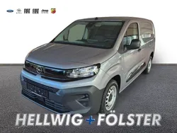 Grau Gebraucht 2024 Opel Combo Edition Van / Kleinbus | 18.990 € (Guter Preis)