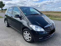 Schwarz Gebraucht 2009 Mercedes A150 Van / Kleinbus | 3.800 € (Fairer Preis)